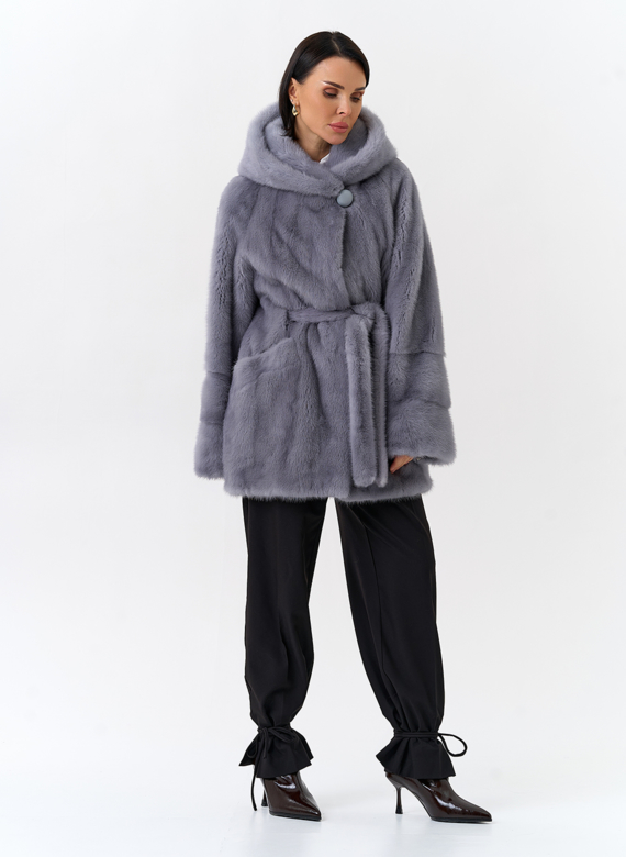 Шуба из меха норки с капюшоном