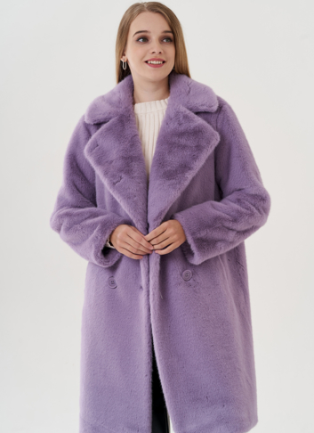 Женского пальто из эко меха на пуговицах