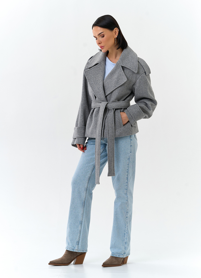 Женское укороченное пальто с английским воротником модель № 32651 в рассрочку