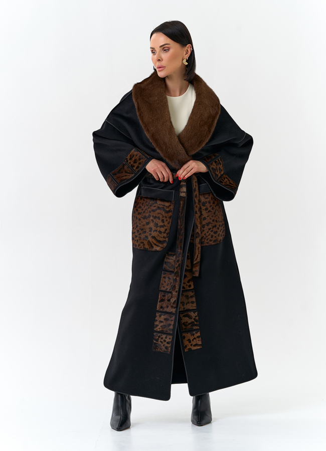 фото Женское длинное пальто с воротником из меха норки модель № 32647