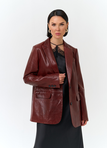 Жакет из натуральной кожи красного цвета