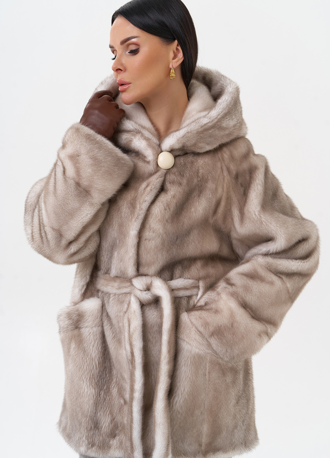 Норковая шуба с капюшоном  модель № 29521 универмаг малина