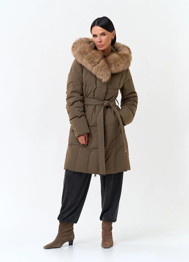Женский пуховик с мехом песца на капюшоне модель № 34002 универмаг малина