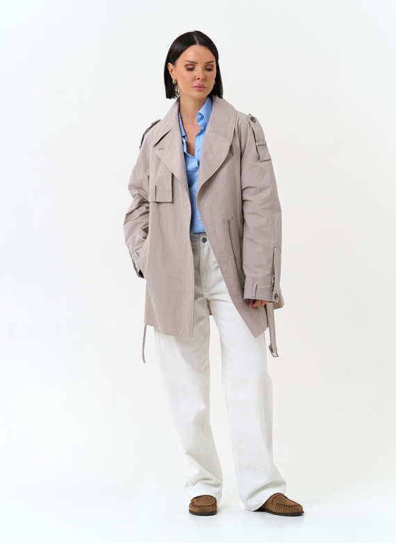 Женский плащ с поясом