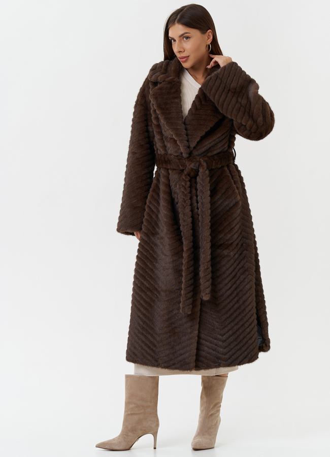 Пальто из эко меха с английским воротником модель № 29532 в кредит