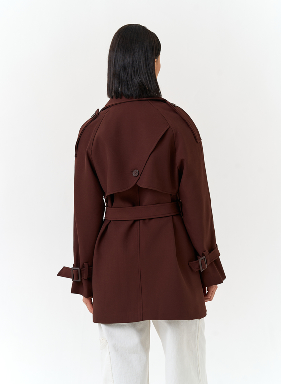 Женский укороченный плащ