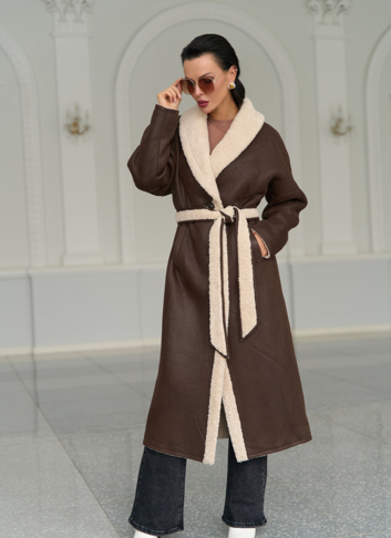 Женская двухсторонняя дубленка из эко замши с воротником шаль