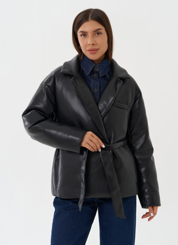 Утепленная куртка с эко мехом