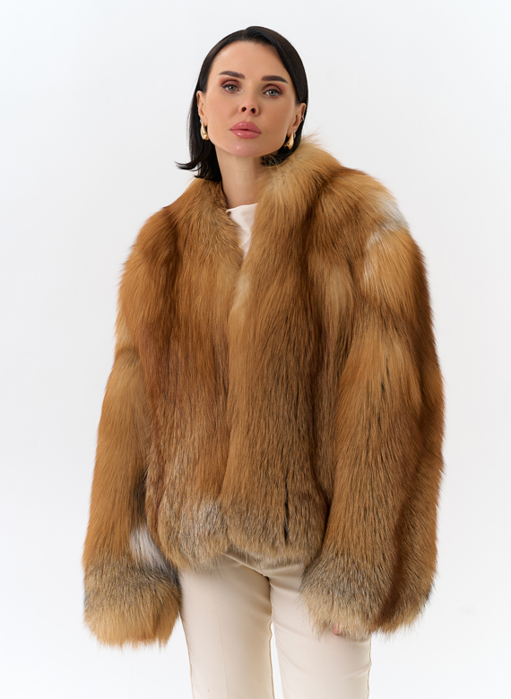 Укороченная шуба из меха рыжей лисы