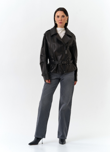 Женская куртка из натуральной кожи с поясом