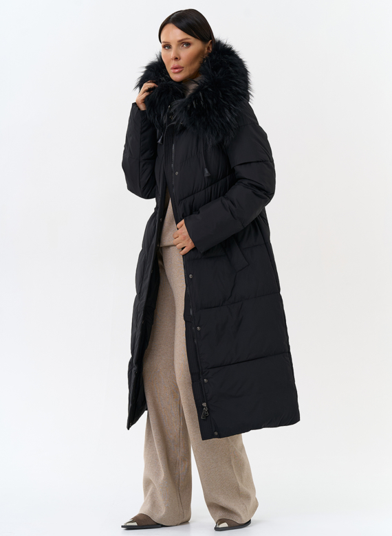 Женский пуховик с капюшоном из меха чернобурки