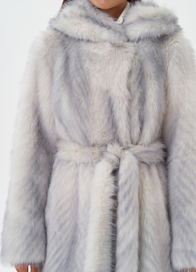 Длинная эко шуба с градиентом модель № 28645 в рассрочку