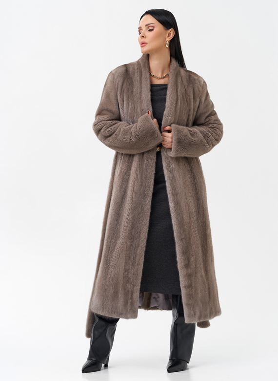 Длинная шуба из норки с поясом