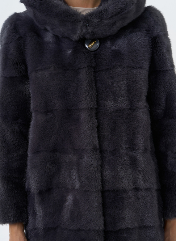 Норковая шуба в цвете графит с капюшоном 