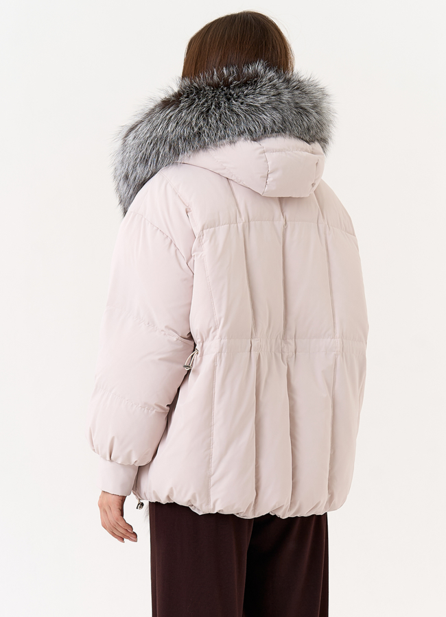 Женский пуховик с отделкой из меха чернобурки модель № 31446 в рассрочку