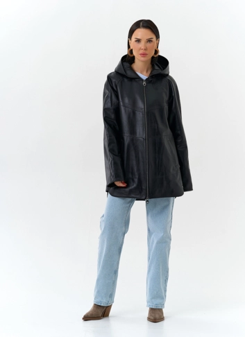 Женская куртка из натуральной кожи с капюшоном фото