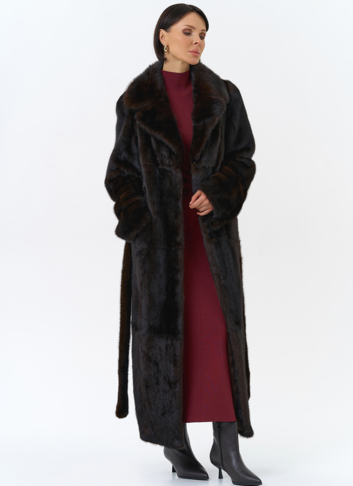 Длинная шуба из меха норки с английским воротником