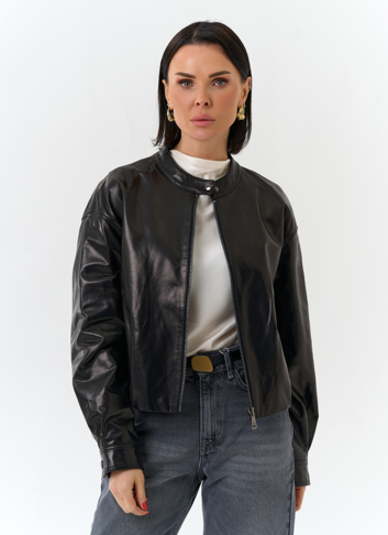 Женская короткая куртка из натуральной кожи Женская короткая куртка из натуральной кожи