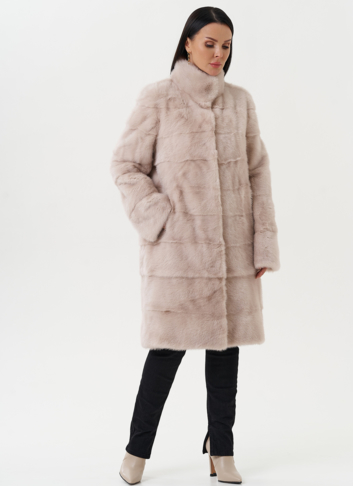 Светлая норковая шуба с воротником стойкой