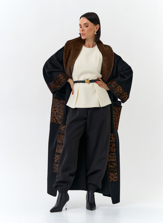 Женское длинное пальто с воротником из меха норки