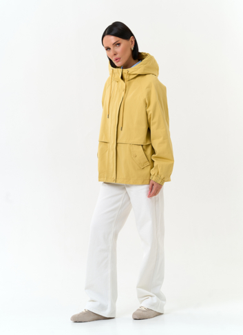 Женская ветровка с капюшоном