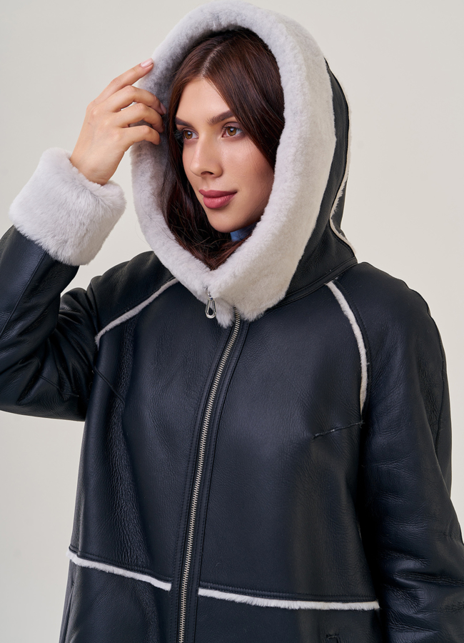 Женская дубленка с капюшоном модель № 24557 универмаг малина